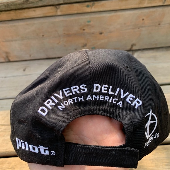 💙 NWOT Pilot Flying J “Road Warrior” Trucker Hat – Black Embroidered Cap - Picture 5 of 9